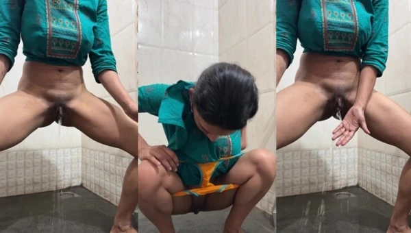 Resmi Nair New Pee 2025 UNRATED Hindi Hot Video